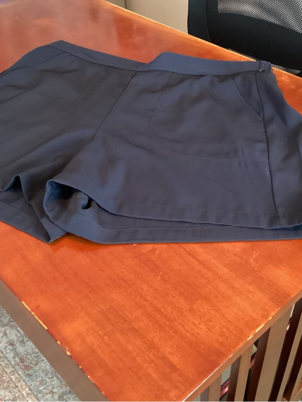 Max Studio Black Shorts NWT - Picture 5 of 7
